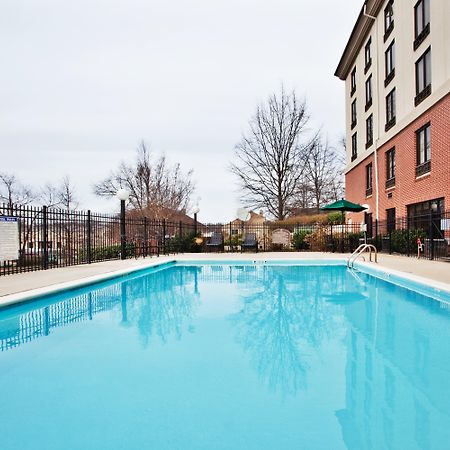 Hampton Inn & Suites Greenville-Downtown-Riverplace Exterior photo