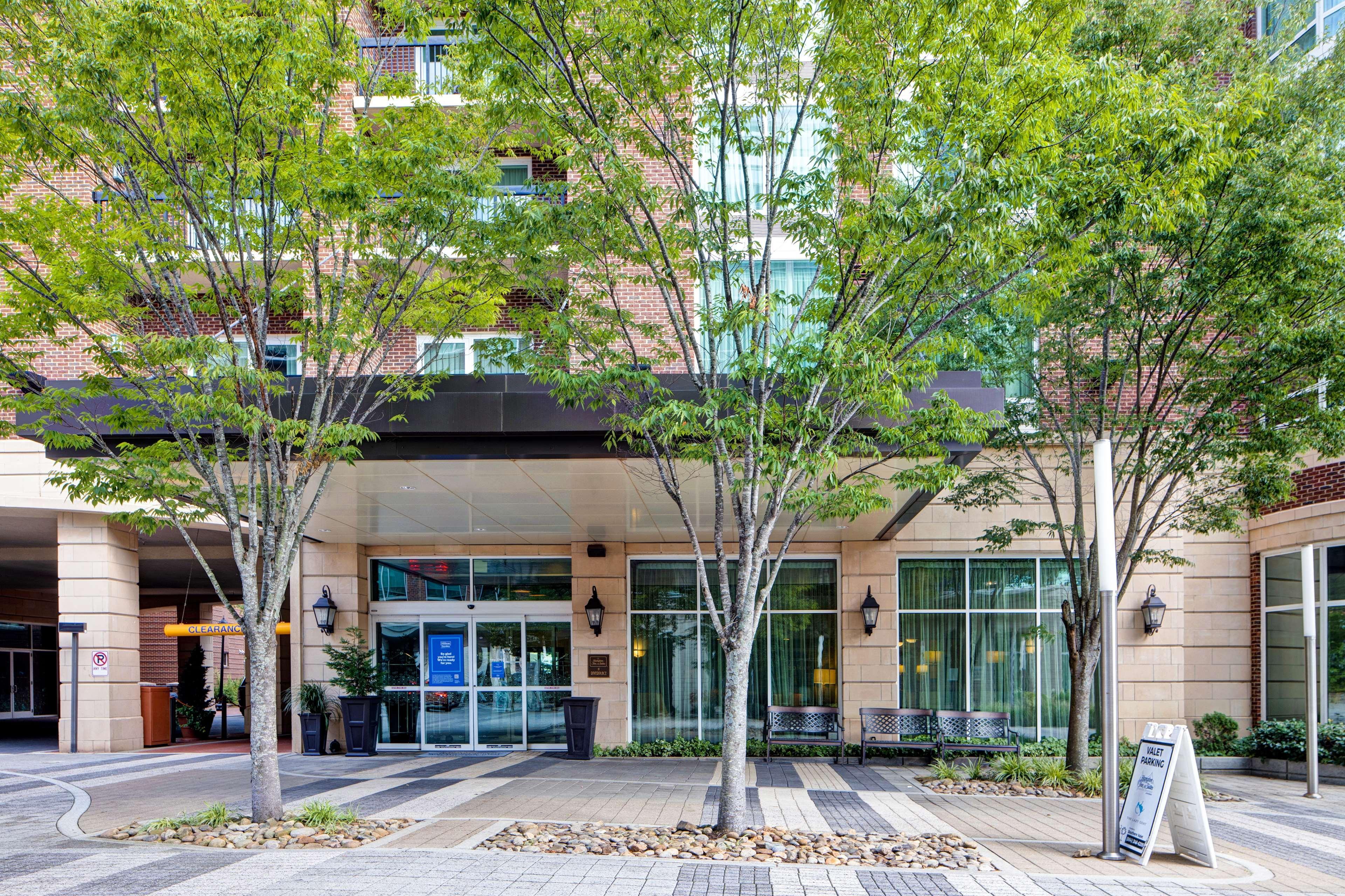 Hampton Inn & Suites Greenville-Downtown-Riverplace Exterior photo
