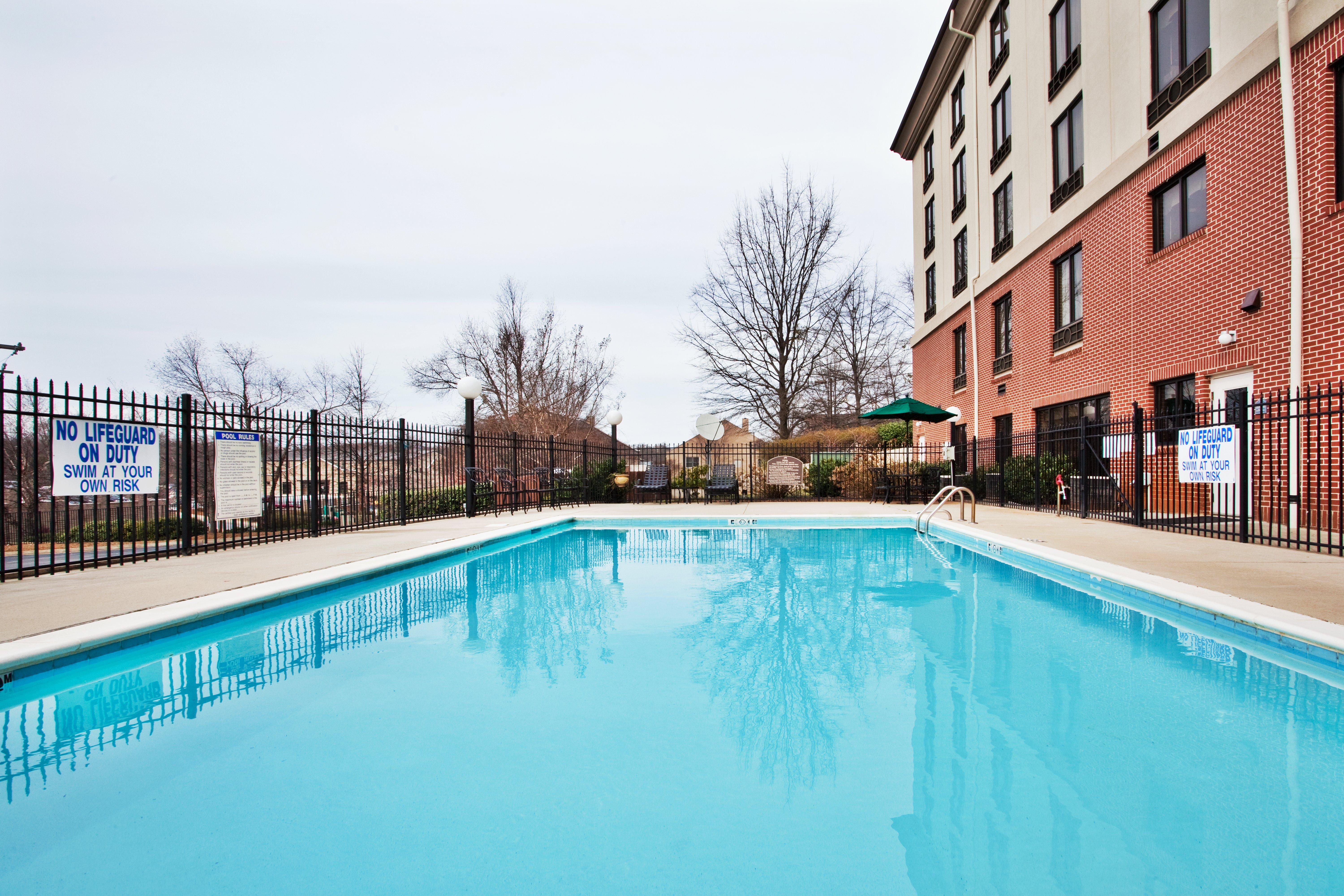 Hampton Inn & Suites Greenville-Downtown-Riverplace Exterior photo